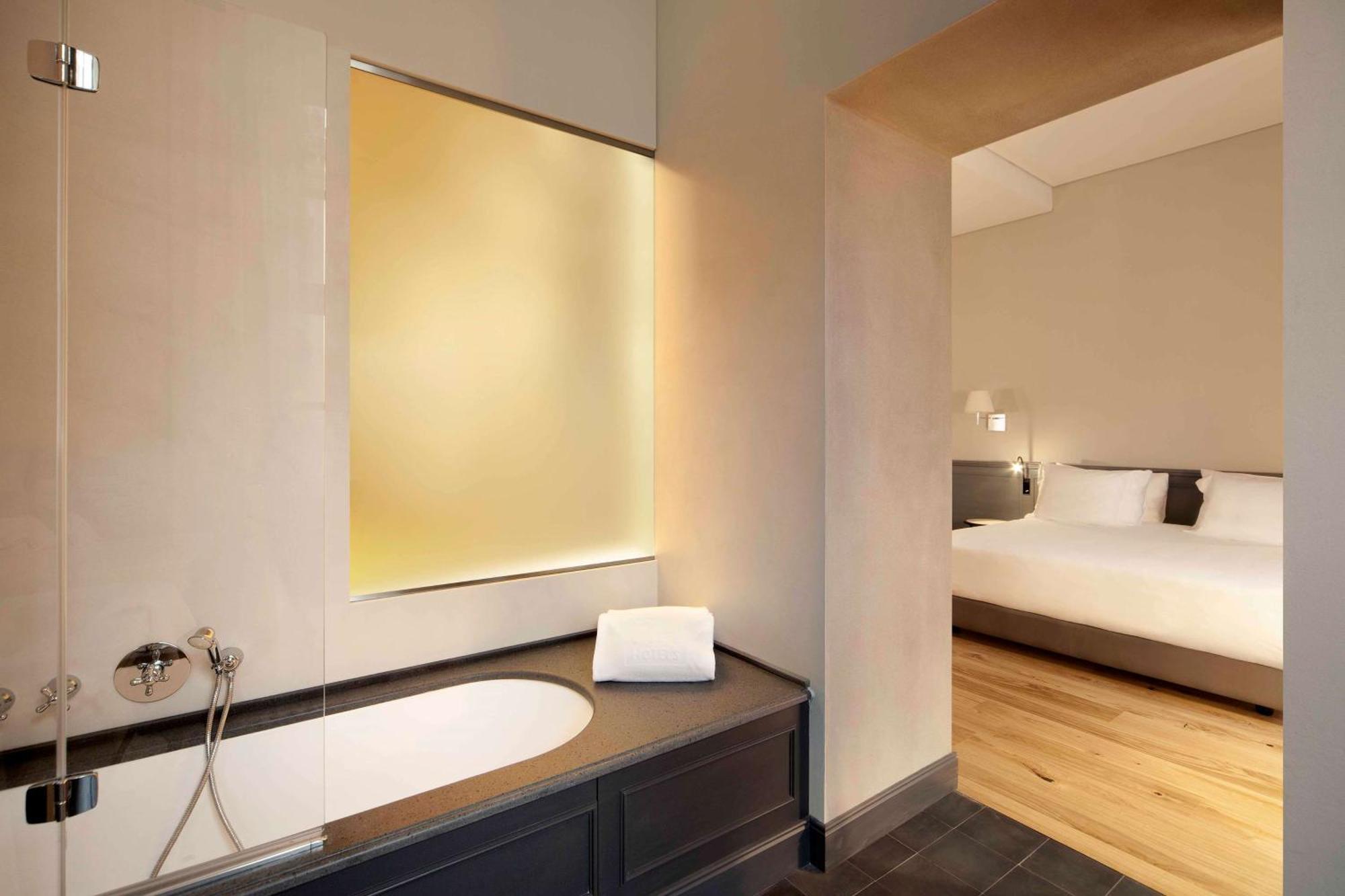 Suite View Extra Bed