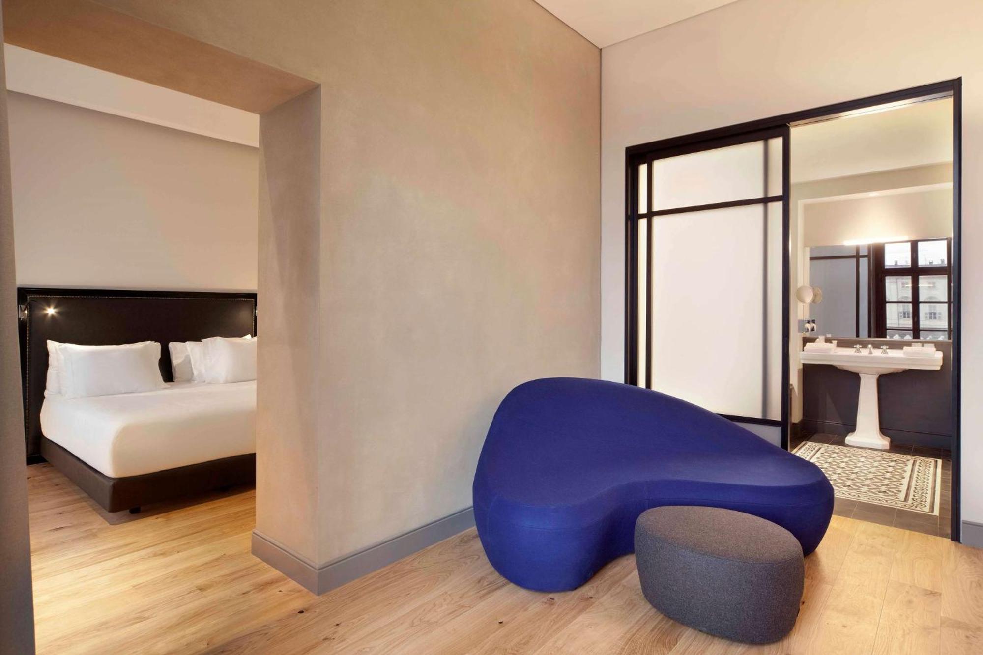 Suite View Extra Bed