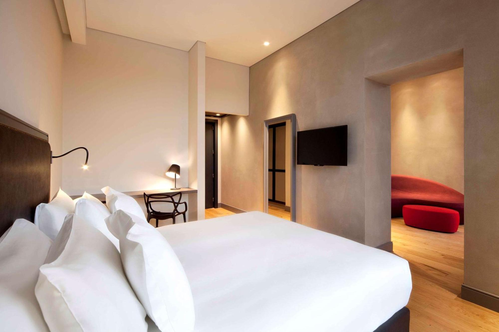 Suite View Extra Bed